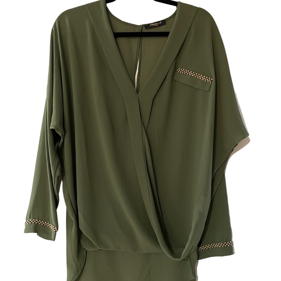 Brand NEW Mabeve Jo Italy Blouse - Picture 1 of 3